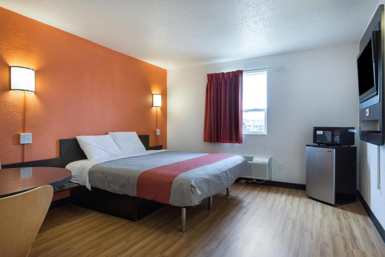 Motel 6-Lincoln, Il Buitenkant foto