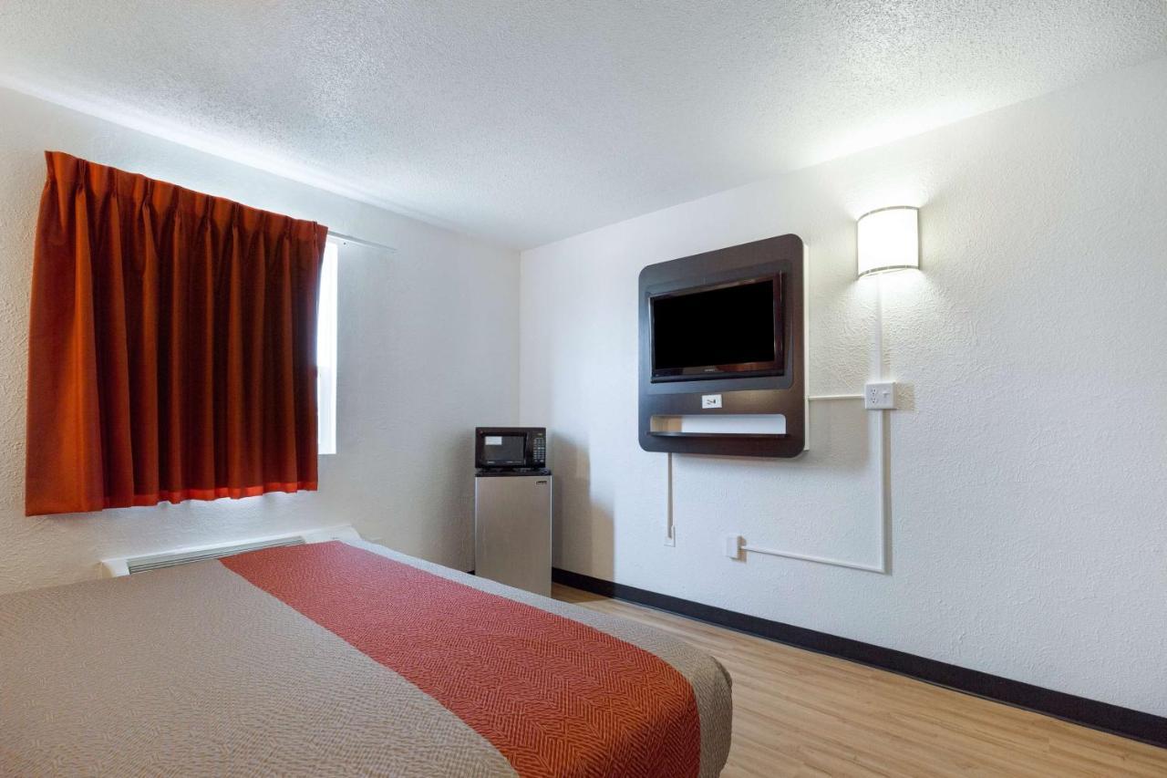 Motel 6-Lincoln, Il Buitenkant foto